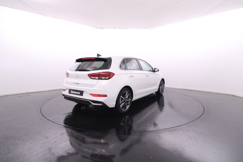 hyundai-i30-2024-gasolina-998cc