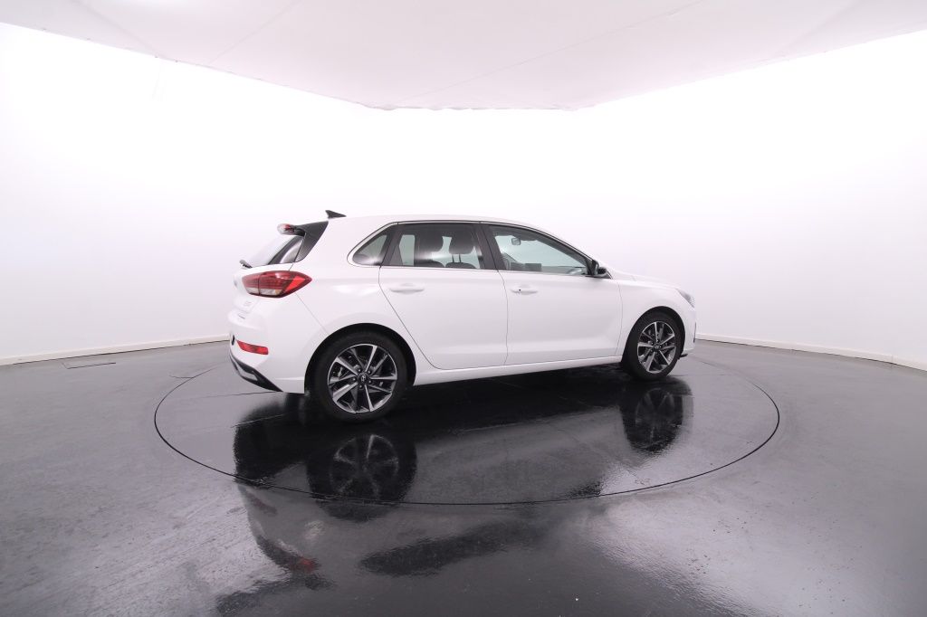 hyundai-i30-2024-gasolina-998cc