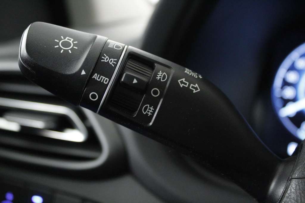 hyundai-i30-2024-gasolina-998cc