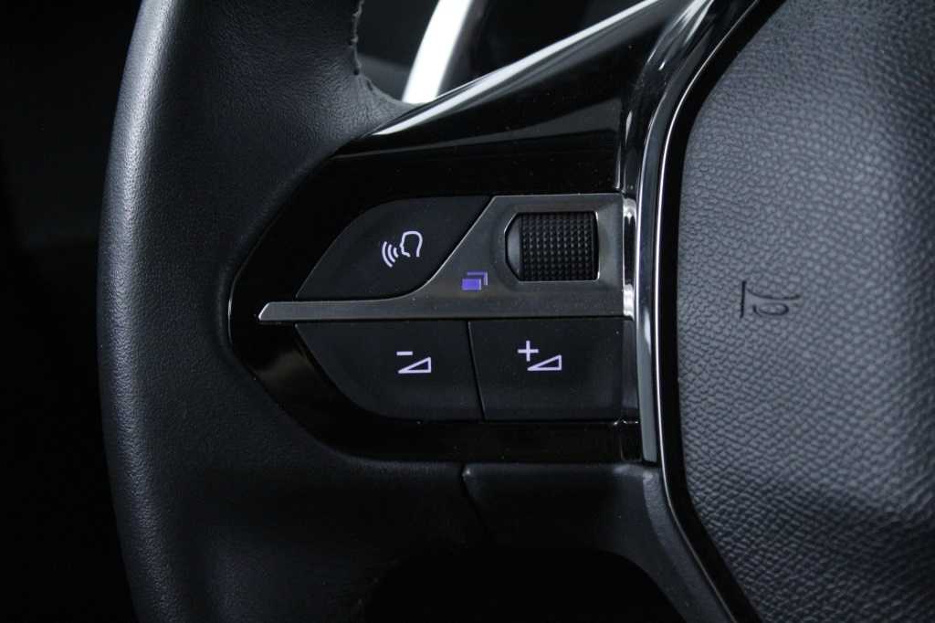 peugeot-208-2025-hibrido-1199cc