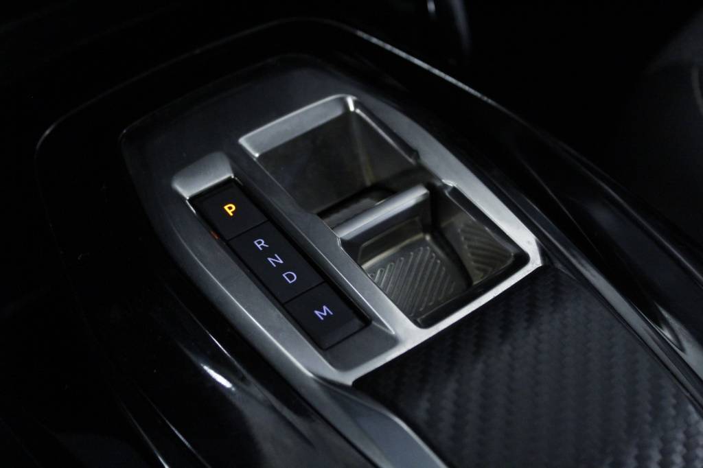 peugeot-208-2025-hibrido-1199cc