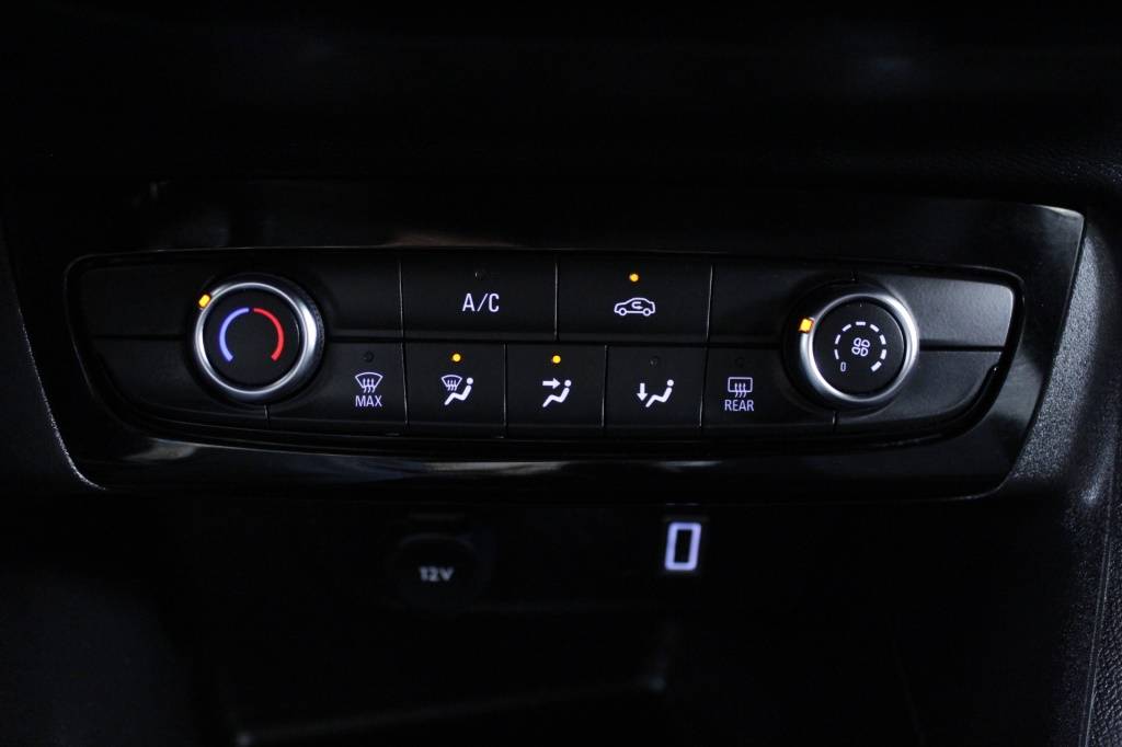 opel-corsa-2025-gasolina-1199cc