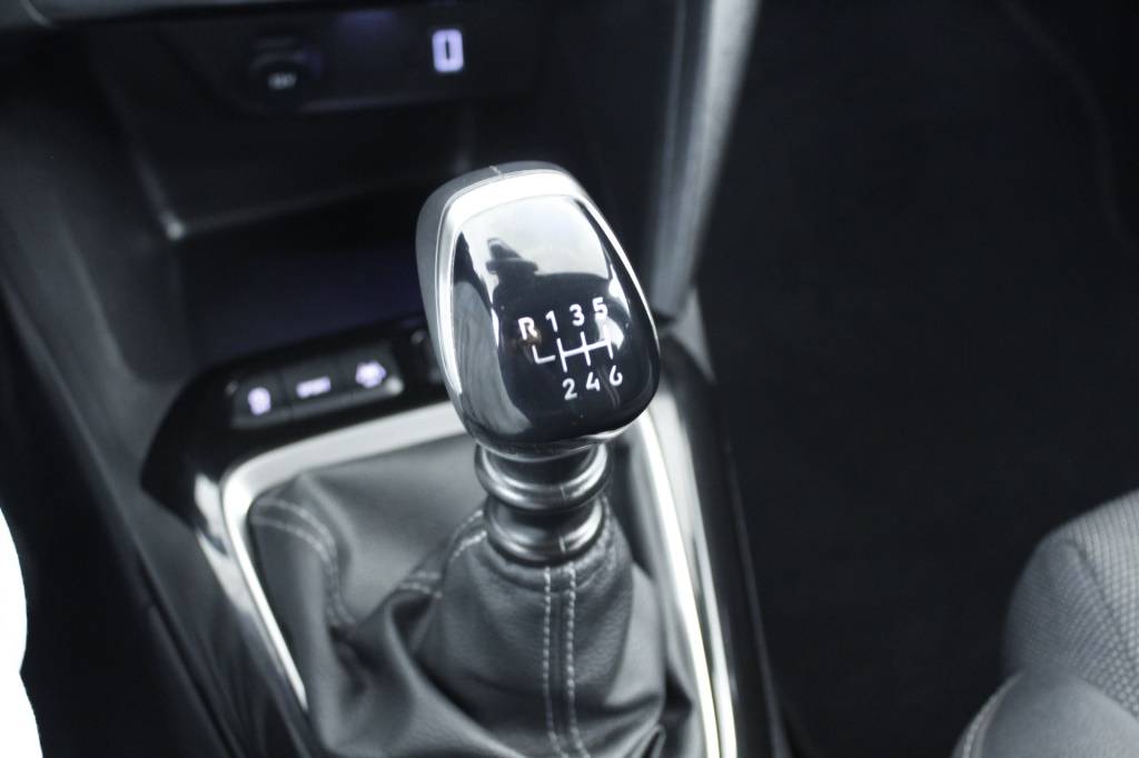 opel-corsa-2024-gasolina-1199cc
