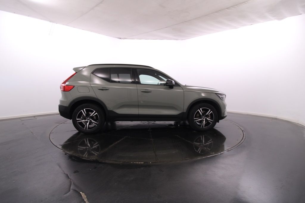 volvo-xc40-2025-hibrido-1969cc