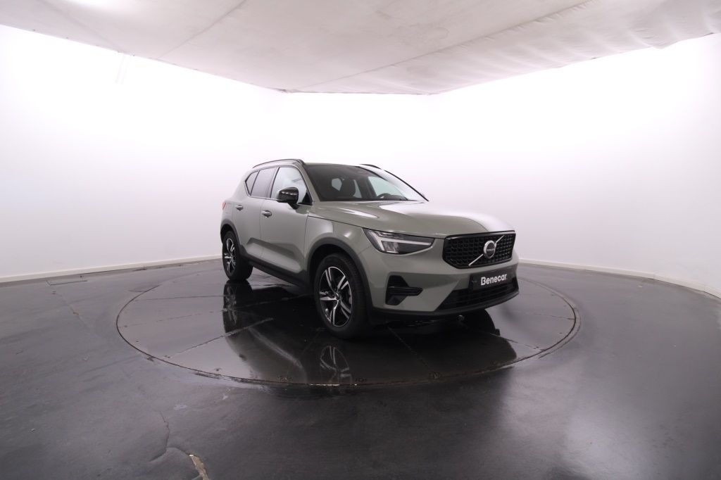 volvo-xc40-2025-hibrido-1969cc