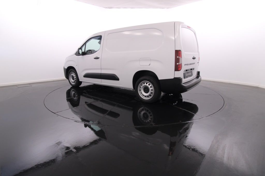peugeot-partner-2024-diesel-1499cc