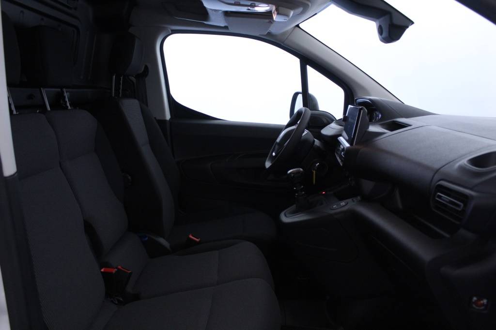 peugeot-partner-2024-diesel-1499cc