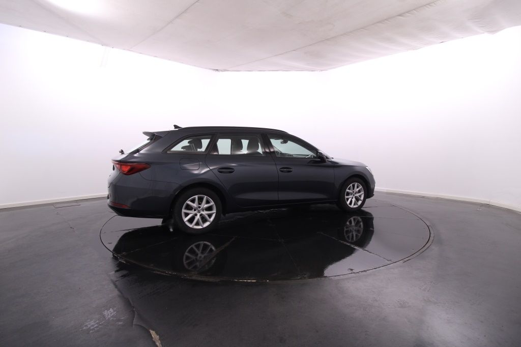 seat-leon-st-2024-gasolina-999cc