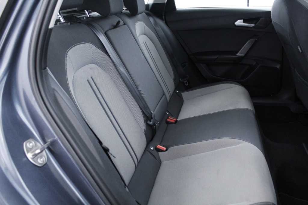 seat-leon-st-2024-gasolina-999cc