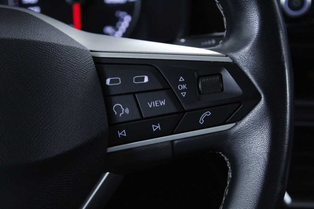 seat-leon-st-2024-gasolina-999cc