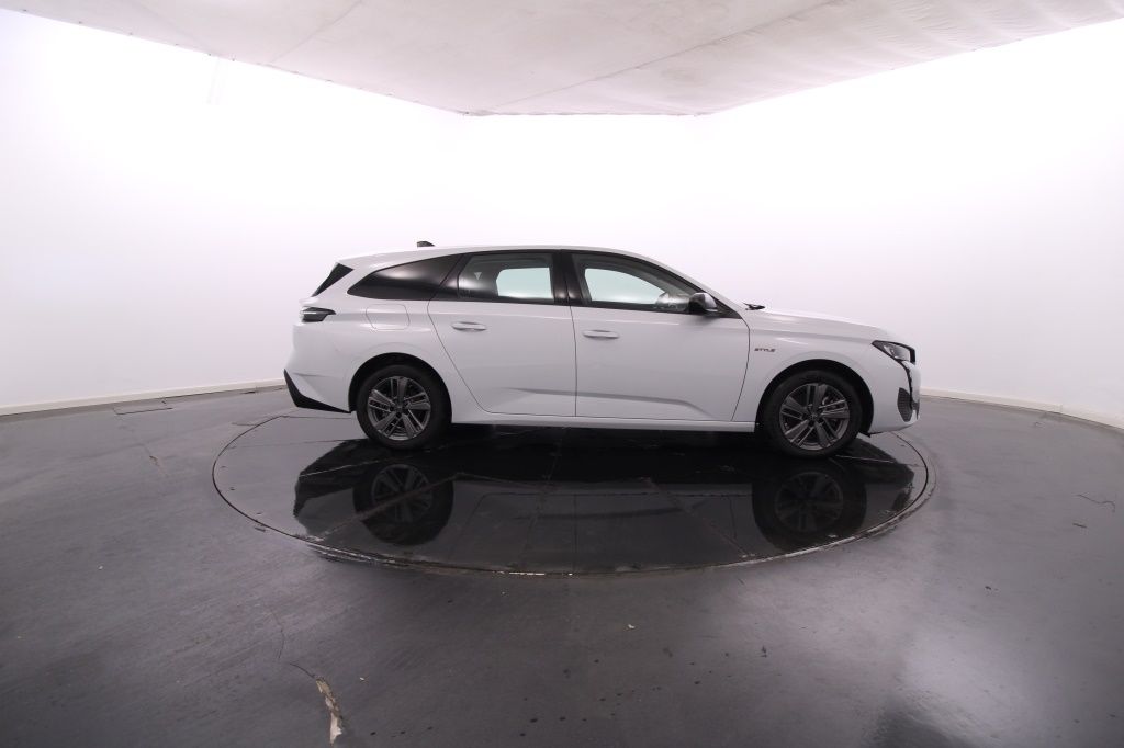 peugeot-308-sw-2025-hibrido-1199cc