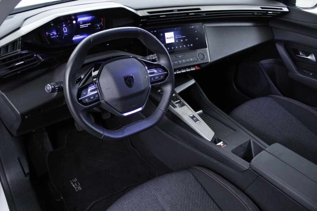 peugeot-308-sw-2025-hibrido-1199cc