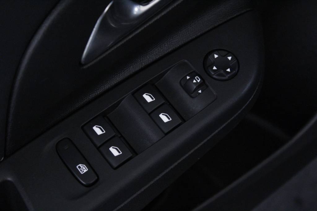 opel-corsa-2024-gasolina-1199cc