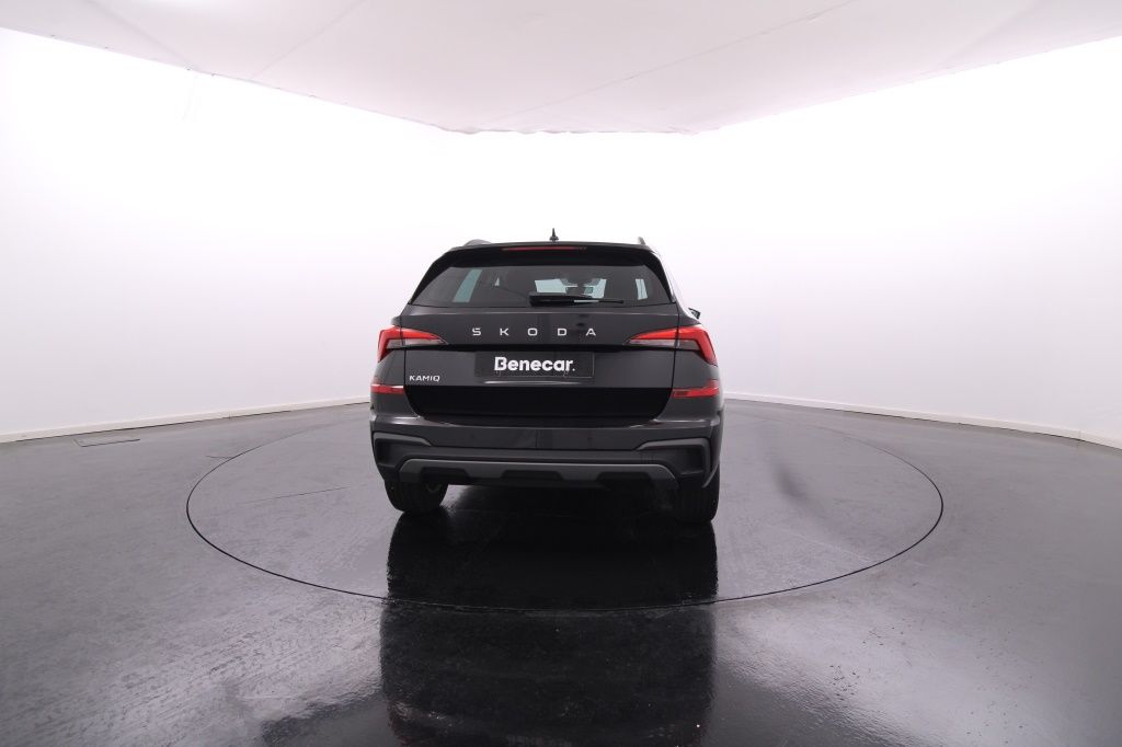 skoda-kamiq-2025-gasolina-999cc