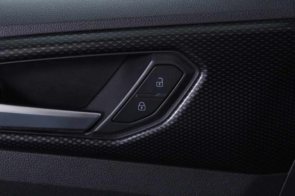 volkswagen-t-cross-2023-gasolina-999cc