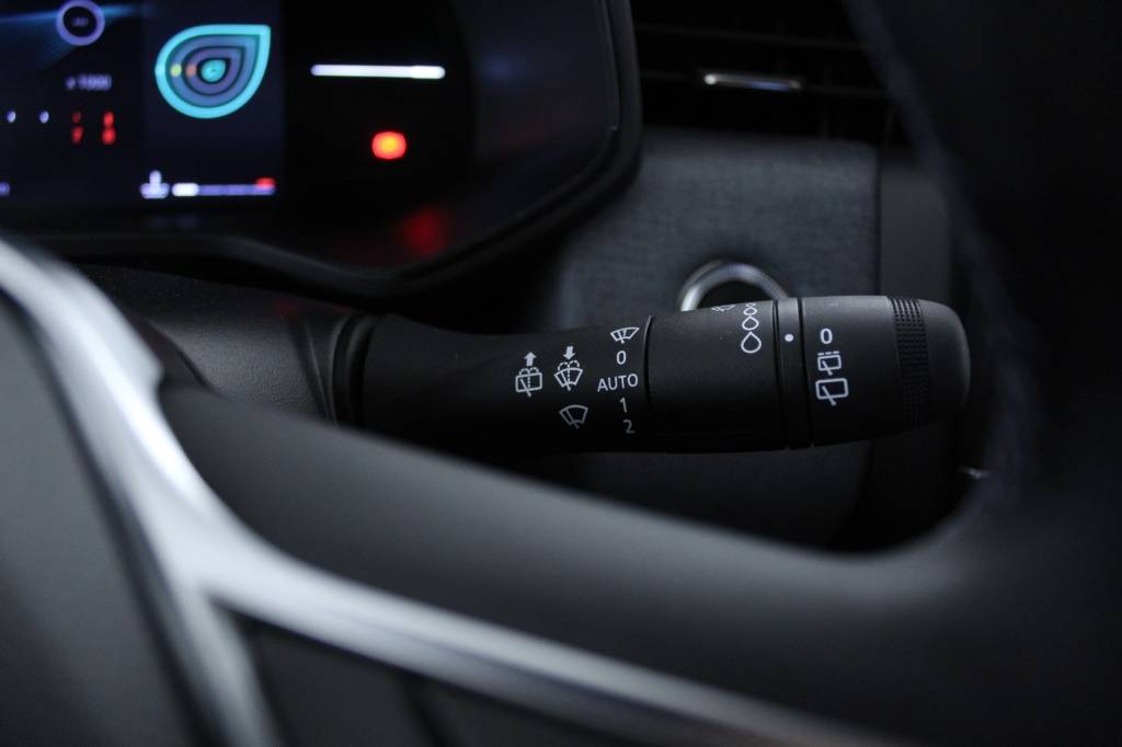 mitsubishi-colt-2024-gasolina-999cc