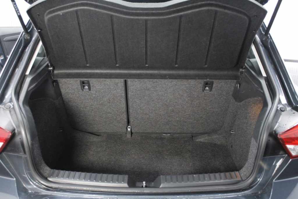 seat-ibiza-2024-gasolina-999cc