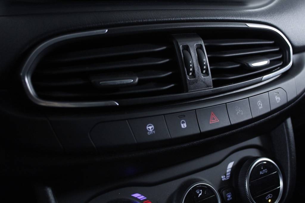 fiat-tipo-station-wagon-2023-gasolina-999cc