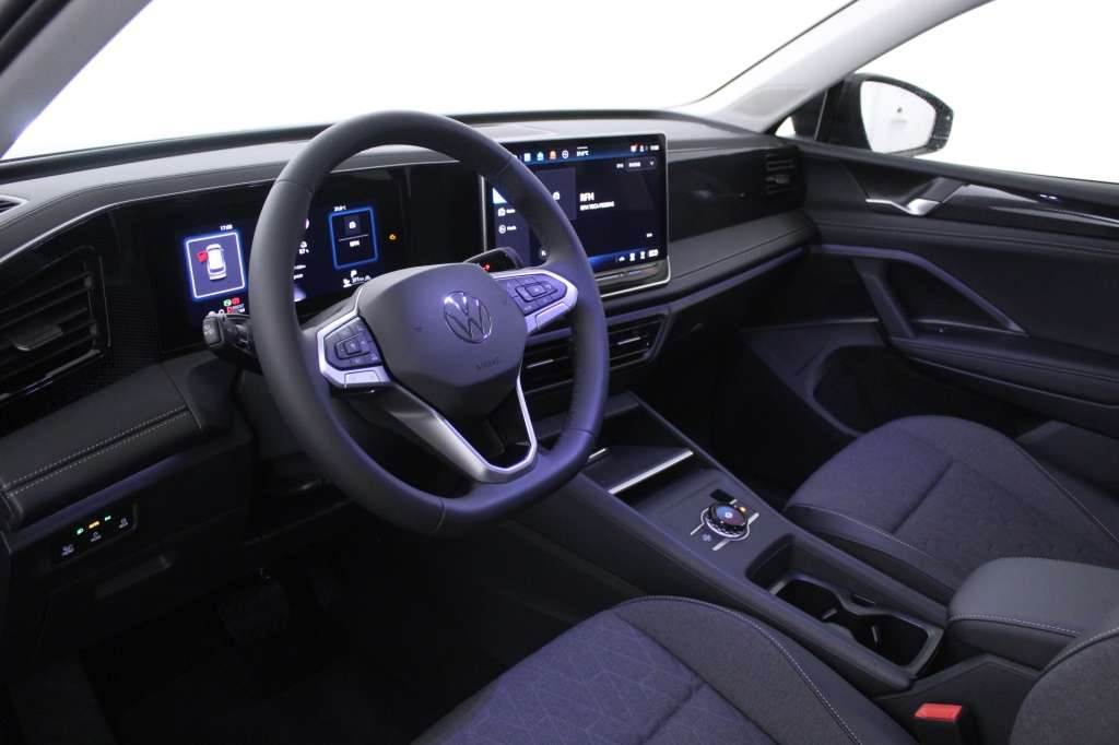 volkswagen-tiguan-2025-hibrido-1498cc