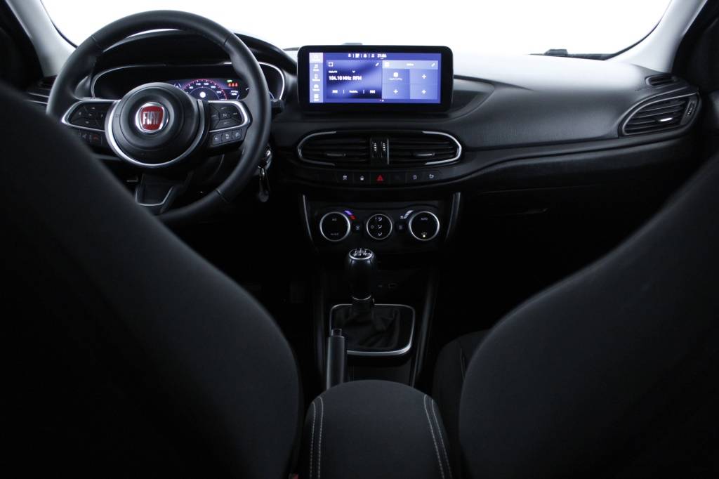 fiat-tipo-station-wagon-2023-gasolina-999cc