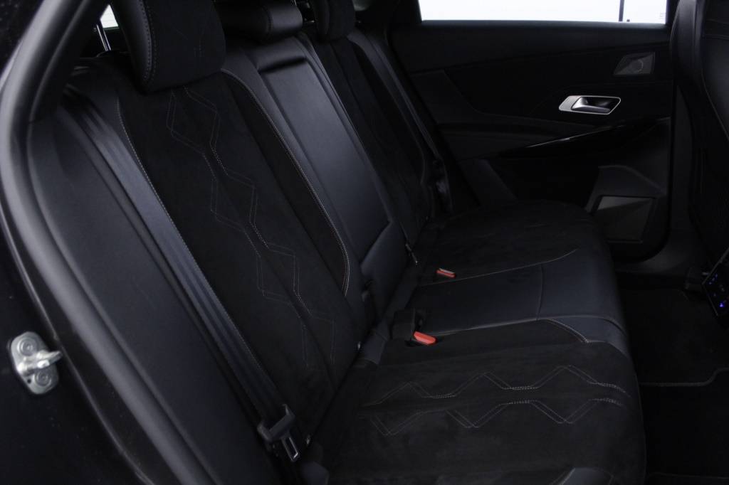 ds-ds-7-crossback-2025-diesel-1499cc