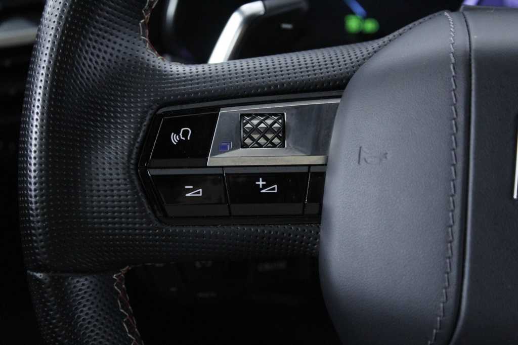ds-ds-7-crossback-2025-diesel-1499cc