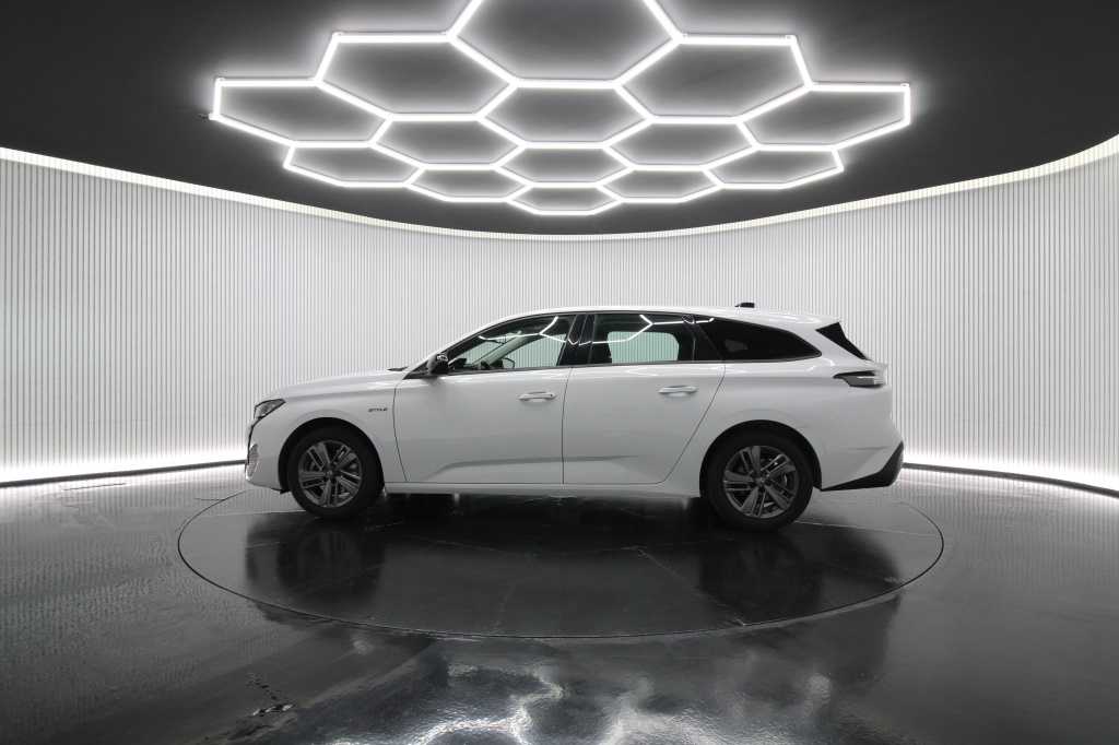 peugeot-308-sw-2025-hibrido-1199cc
