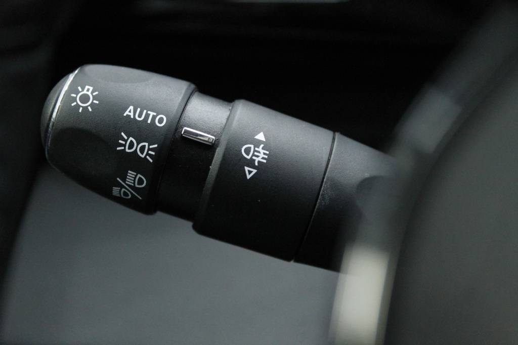 peugeot-308-sw-2025-hibrido-1199cc