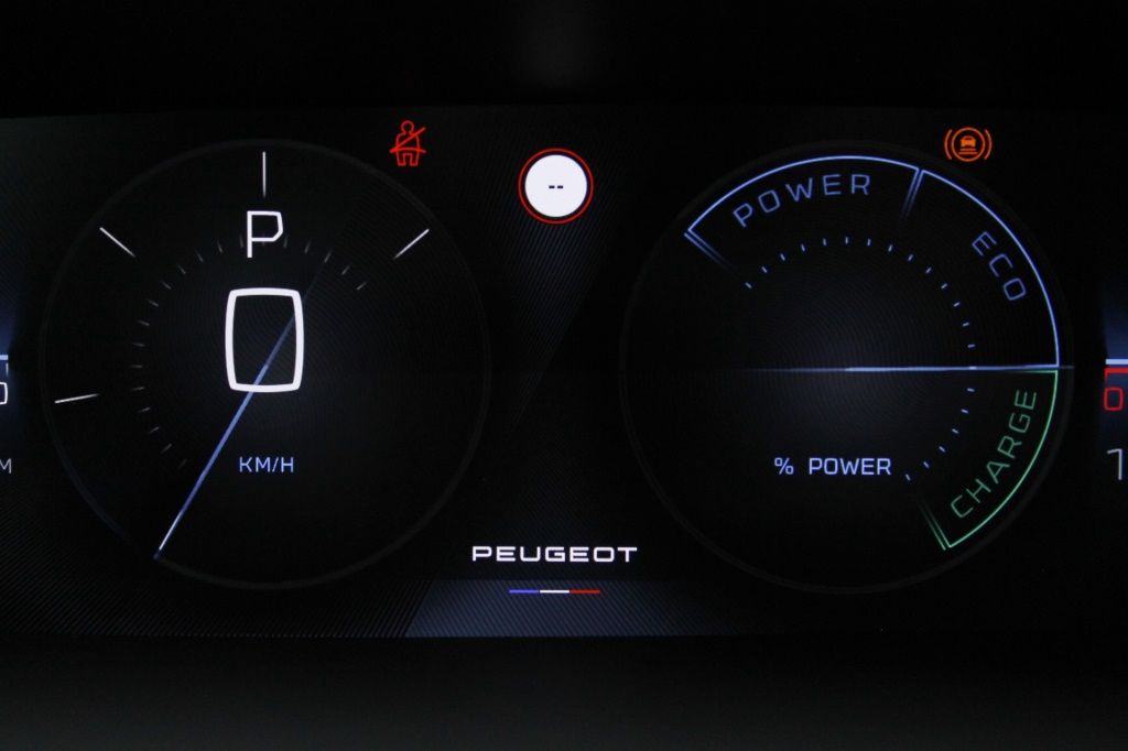 peugeot-308-sw-2025-hibrido-1199cc