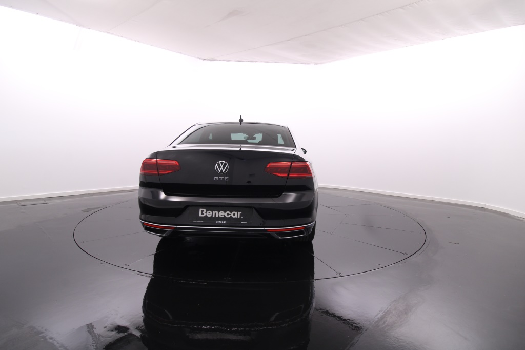 volkswagen-passat-2023-hibrido-1395cc