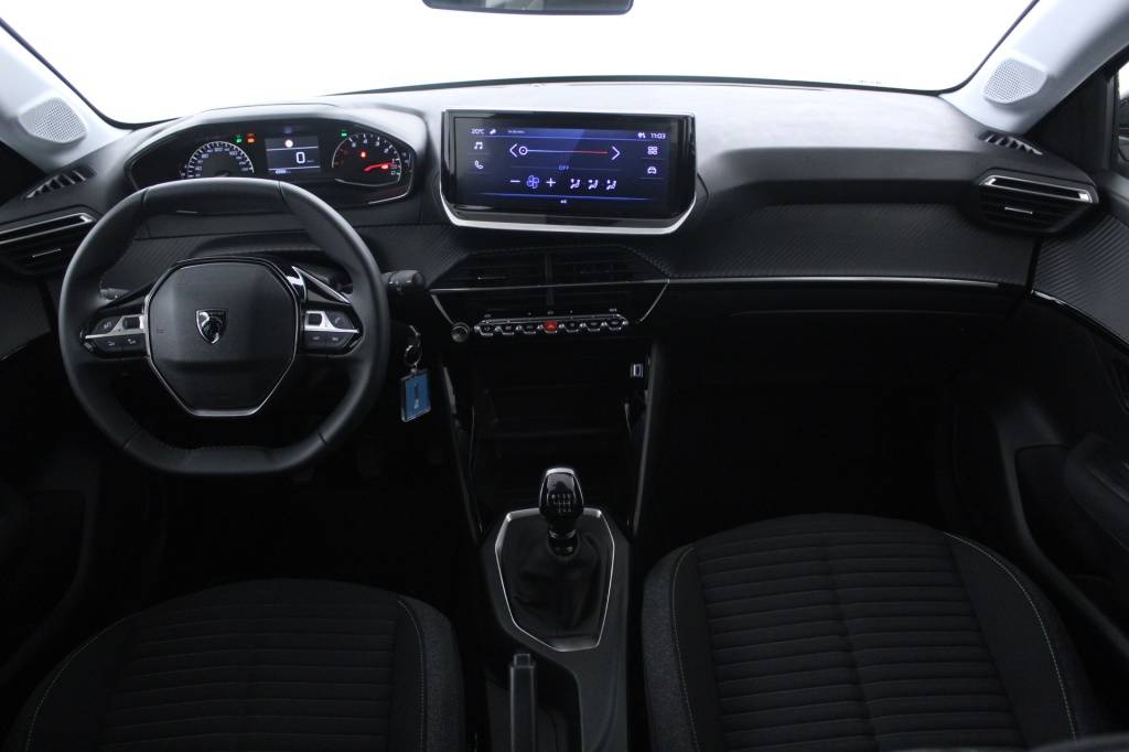 peugeot-208-2024-gasolina-1199cc