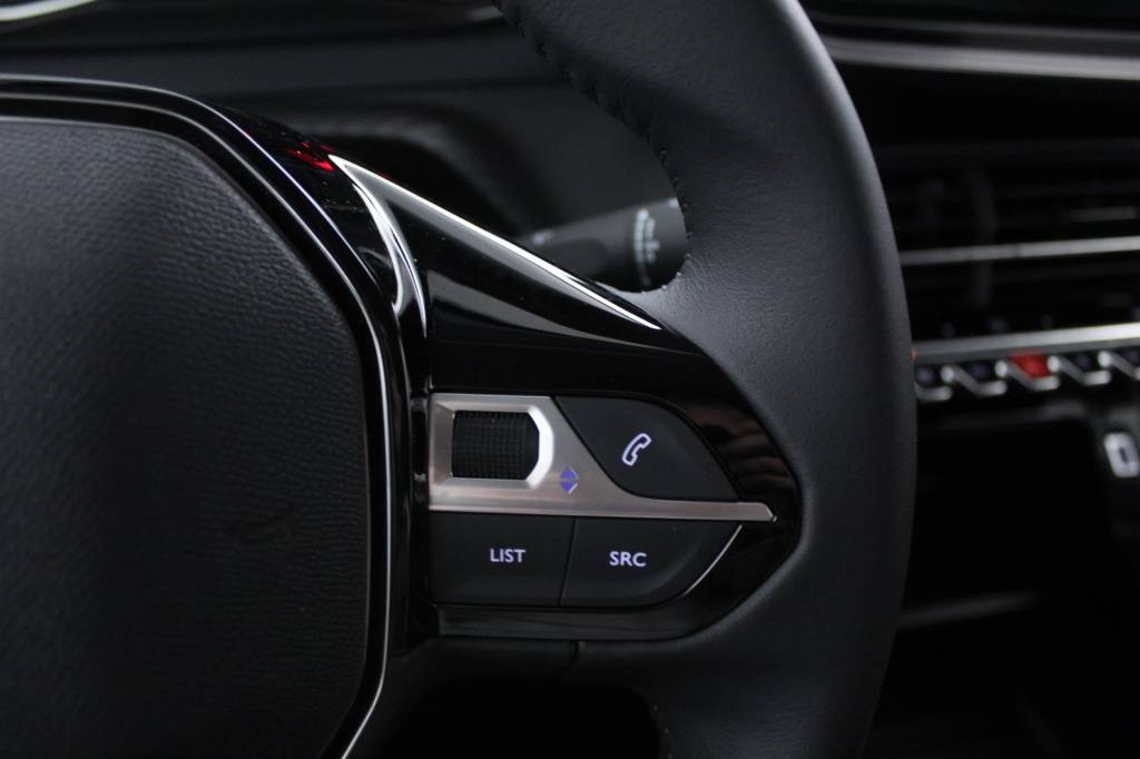 peugeot-208-2024-gasolina-1199cc