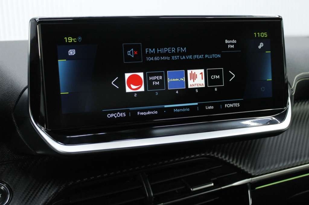 peugeot-2008-2022-eletrico-1cc