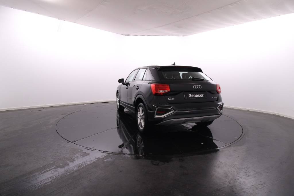 audi-q2-2024-gasolina-999cc