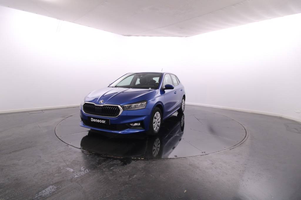 skoda-fabia-2023-gasolina-999cc