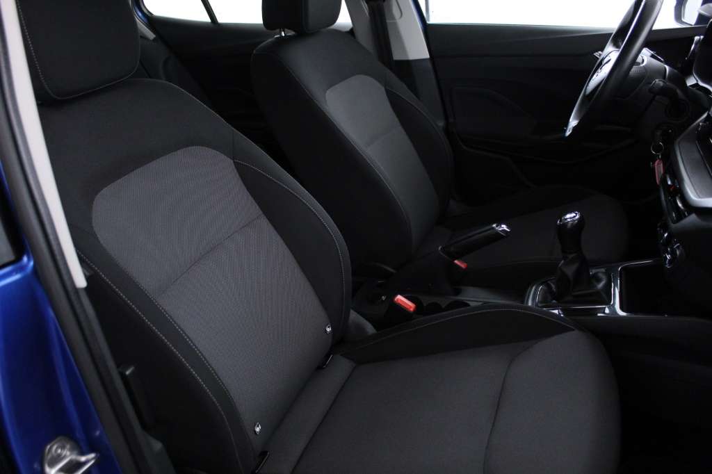skoda-fabia-2023-gasolina-999cc
