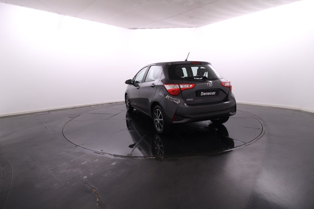 toyota-yaris-2020-gasolina-998cc