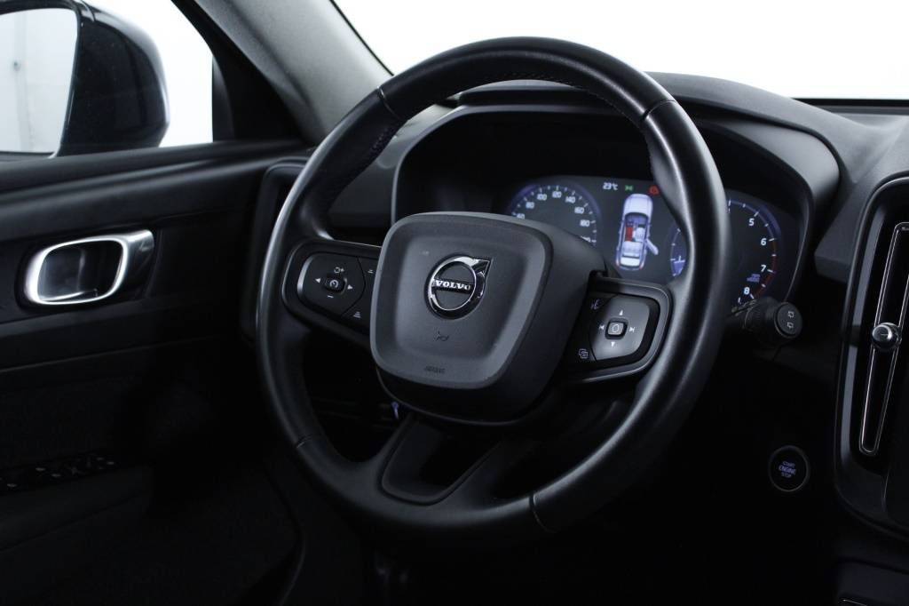 volvo-xc40-2022-gasolina-1477cc