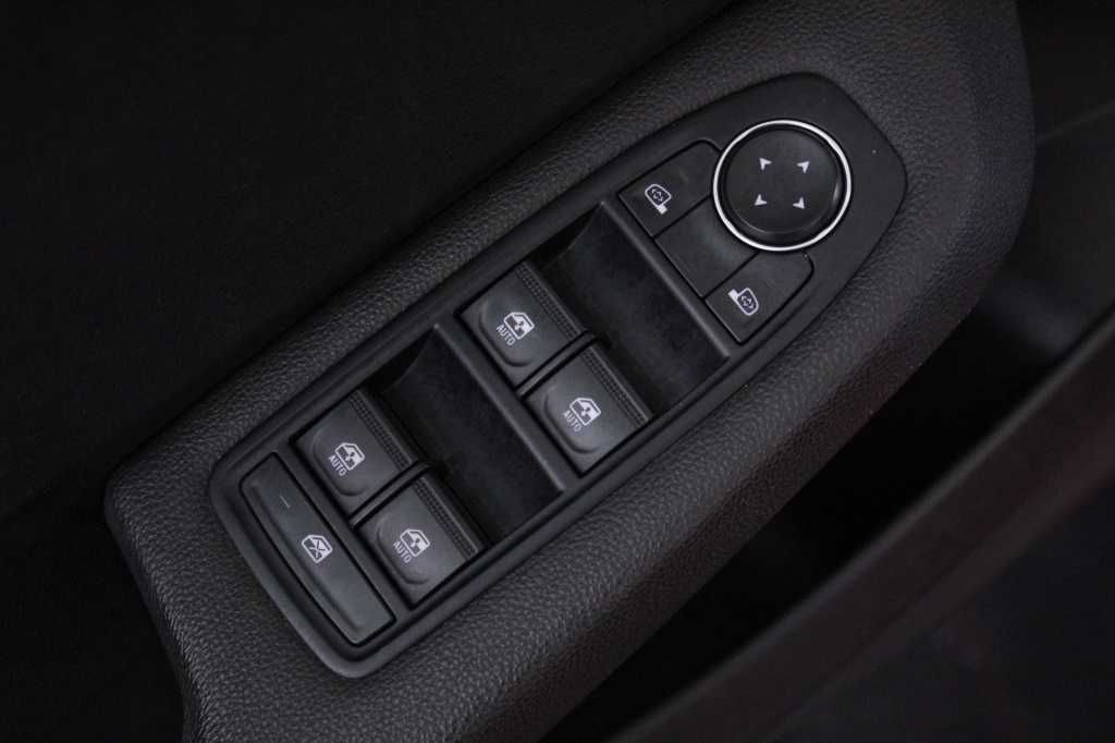 renault-clio-2023-gasolina-999cc
