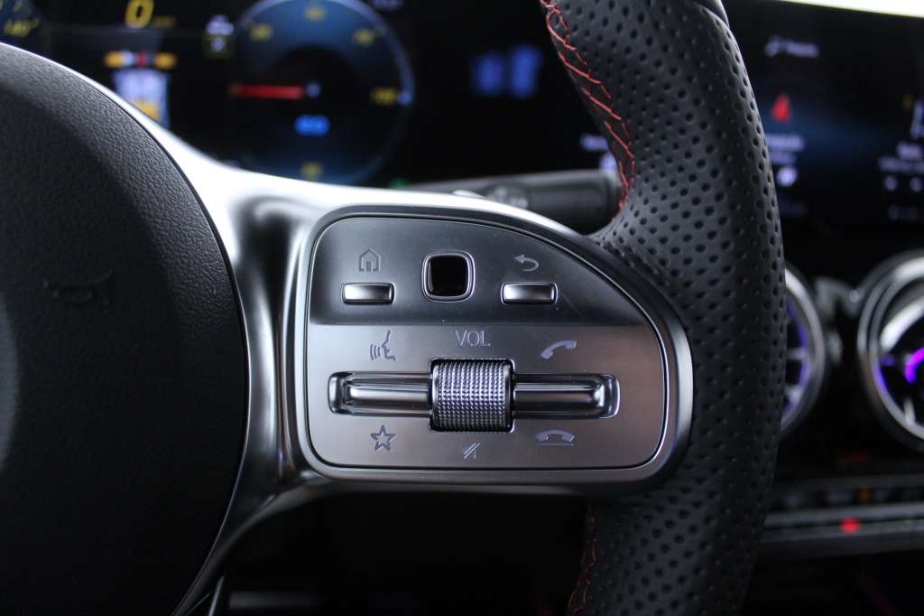 mercedes-benz-eqb-2023-eletrico-1cc