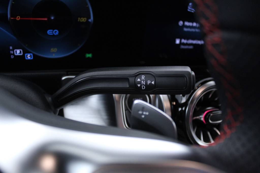 mercedes-benz-eqb-2023-eletrico-1cc