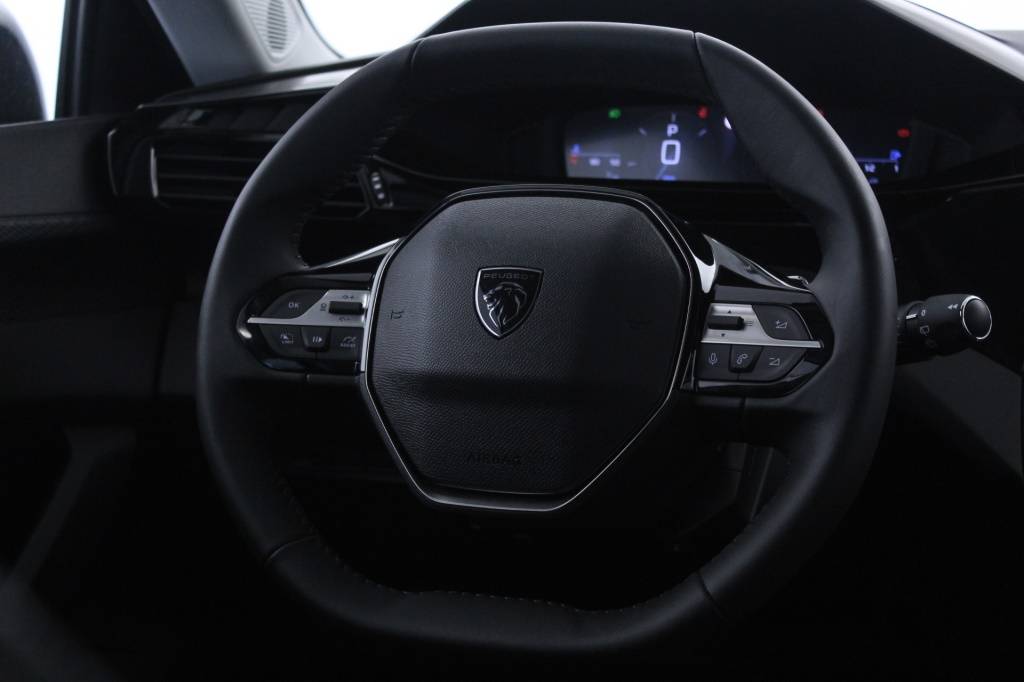 peugeot-308-2024-diesel-1499cc
