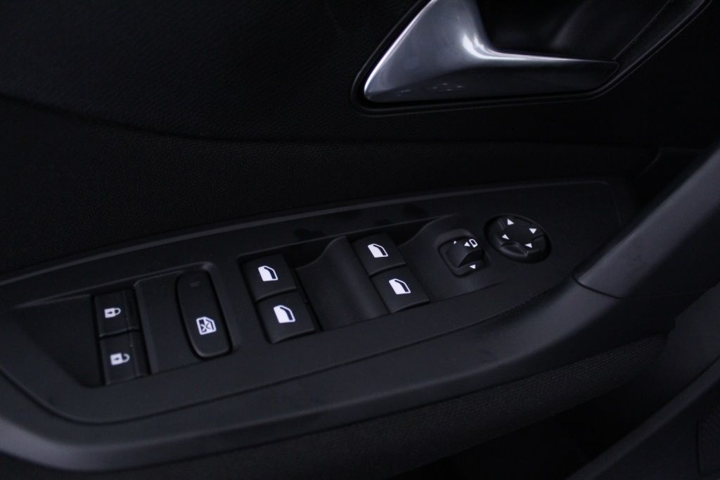 peugeot-308-2024-diesel-1499cc