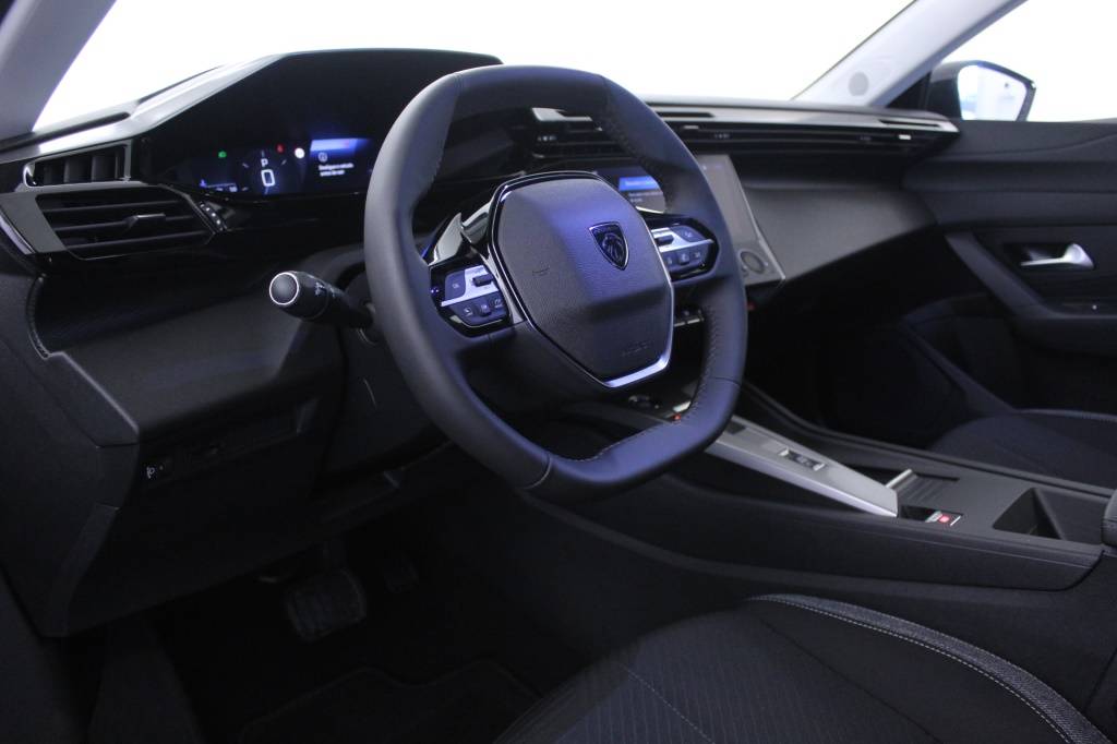 peugeot-308-2024-diesel-1499cc