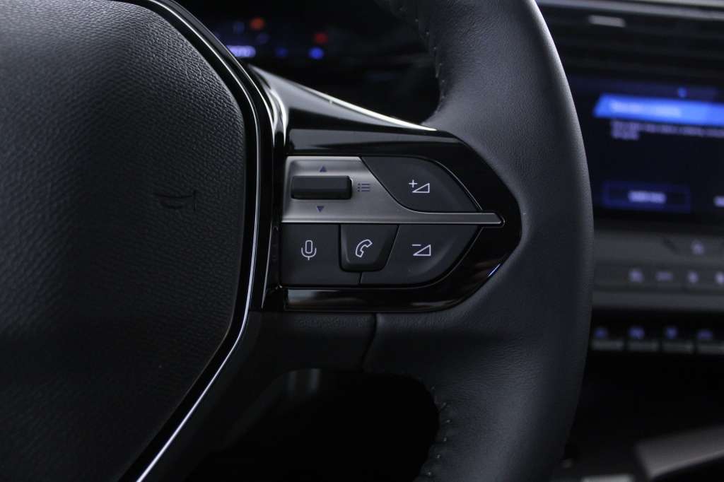 peugeot-308-2024-diesel-1499cc