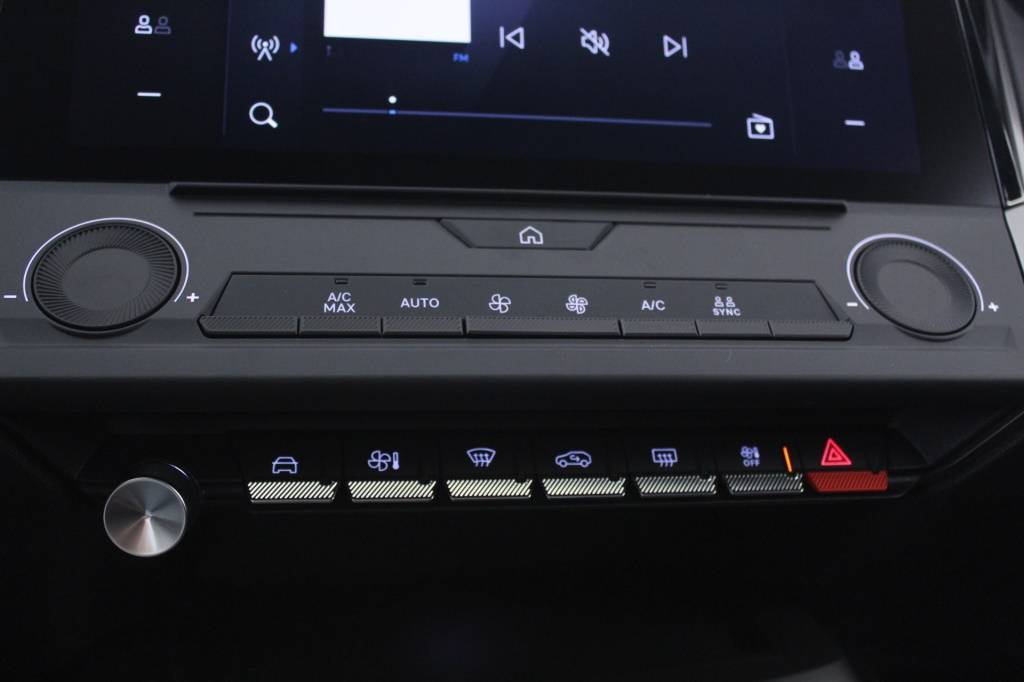 peugeot-308-2024-diesel-1499cc