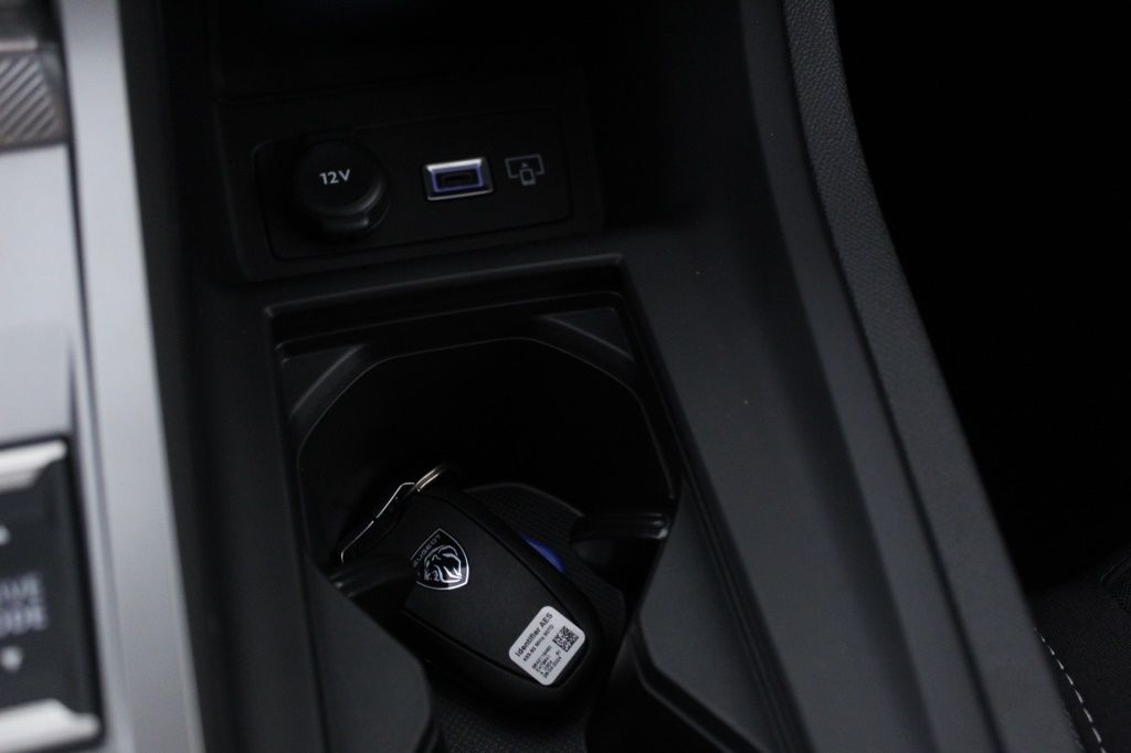 peugeot-308-2024-diesel-1499cc