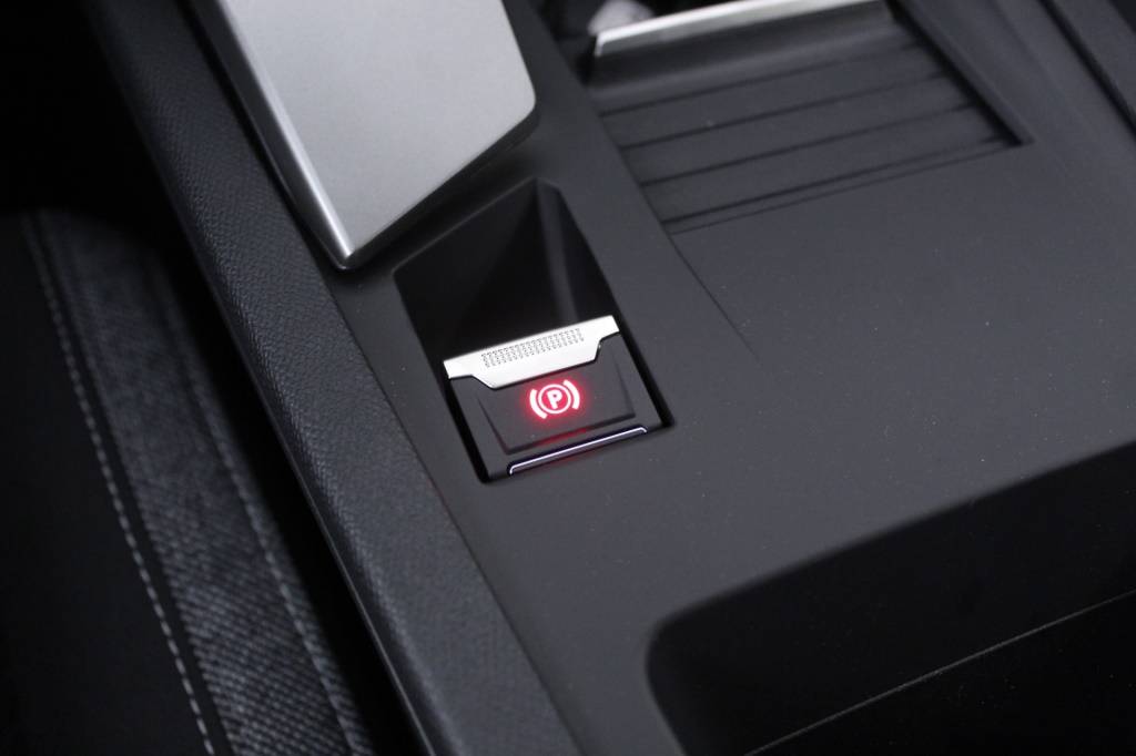 peugeot-308-2024-diesel-1499cc