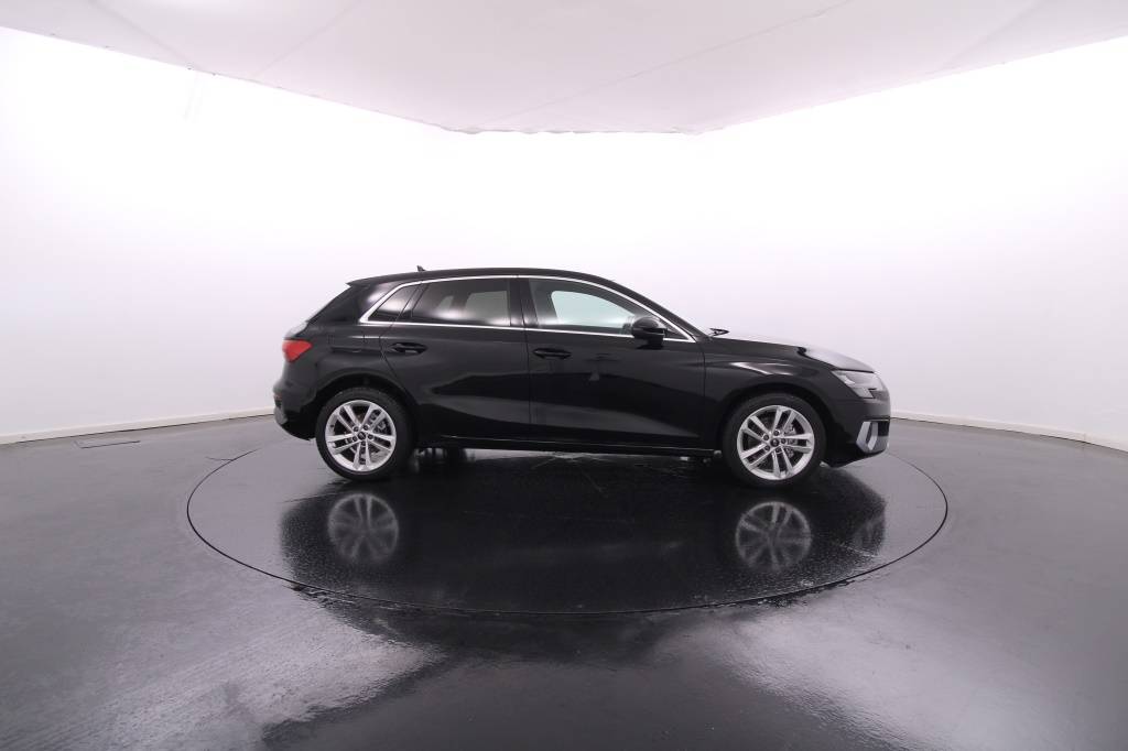 audi-a3-sportback-2024-diesel-1968cc