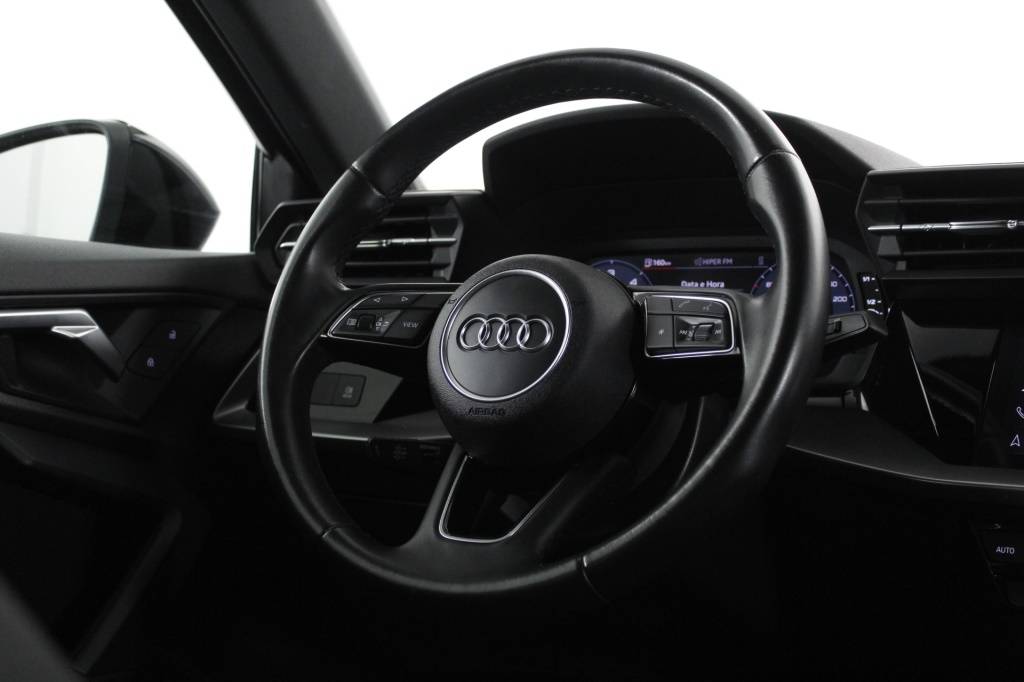 audi-a3-sportback-2024-diesel-1968cc